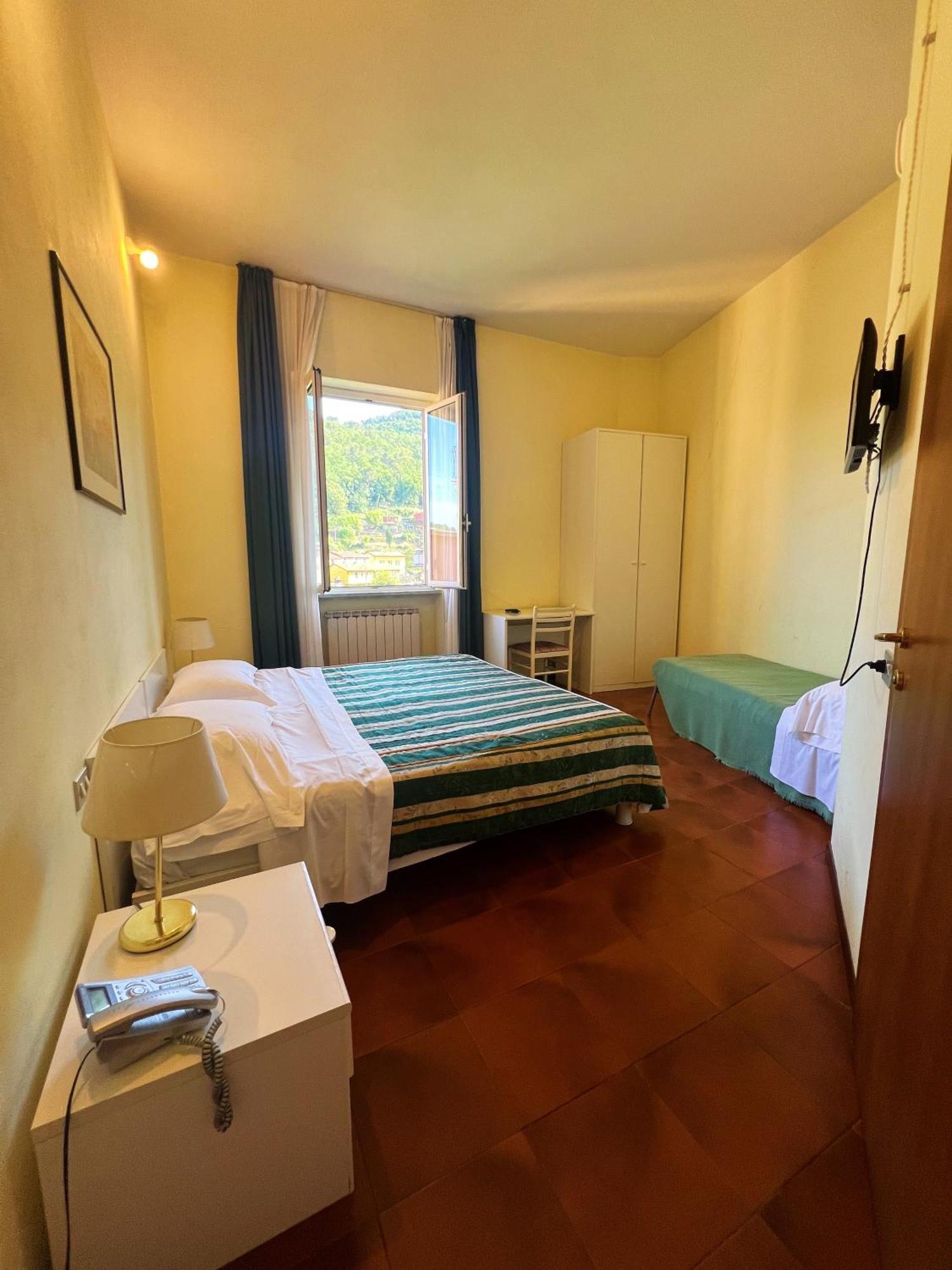 Triple Room,1678643439:JPEG